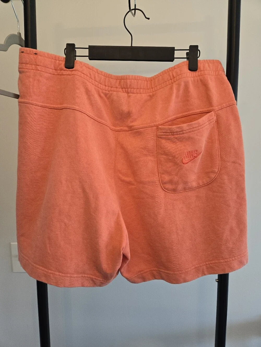 Nike Coral Orange Fleece Sweat Shorts Men XL – Drawstring Waist